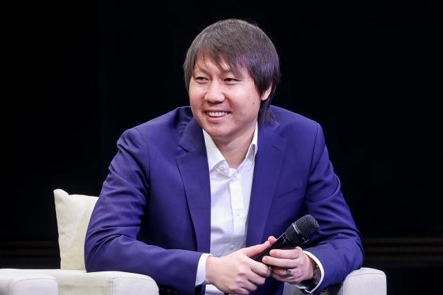 开云APP-从得主变嘉宾 李铁盛赞中国金球奖传递榜样的力量